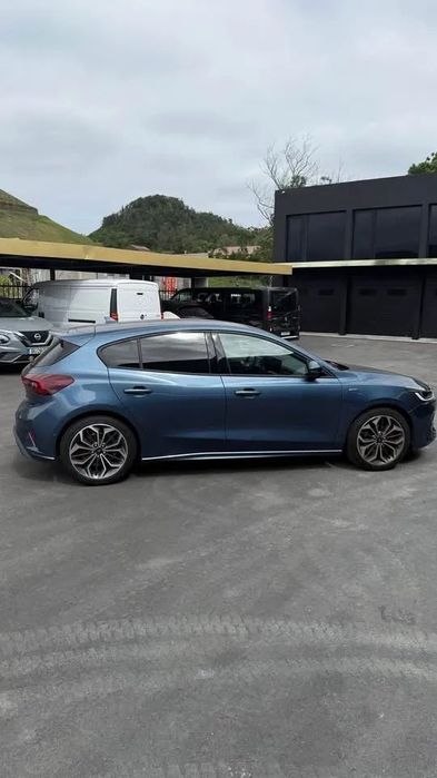 Ford Focus 1.0 EcoBoost MHEV ST-Line X