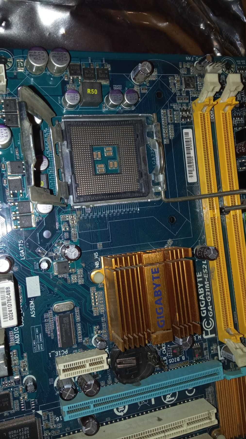 плата Gigabyte GA-G31M-ES2,Rev1.1 s775