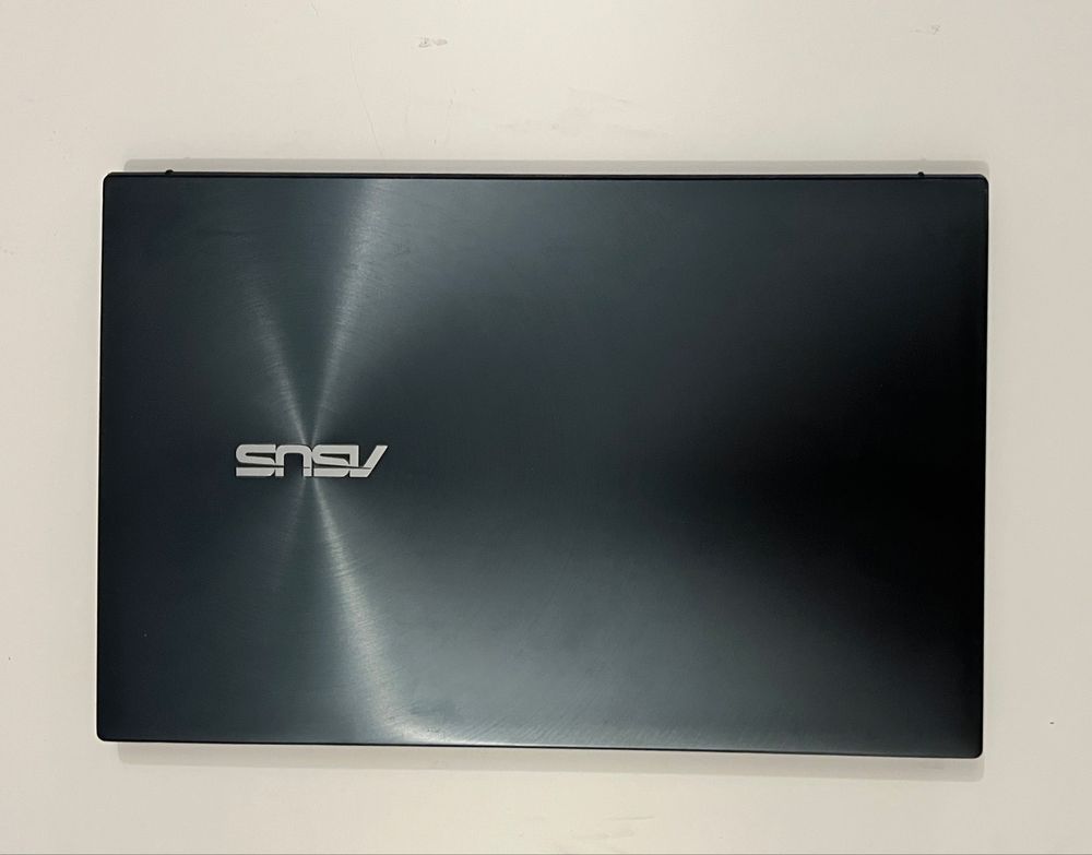 Продам ноутбук ASUS ZenBook 14 Intel Core i3-1115G4