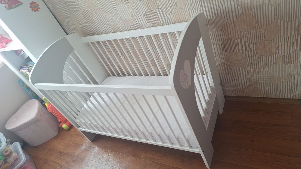 Łóżeczko dziecięce 120x60 + materac
