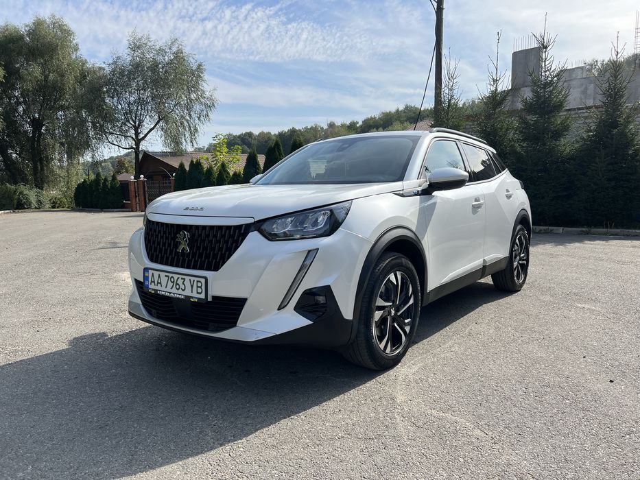 Оренда/Прокат авто Peugeot e-2008