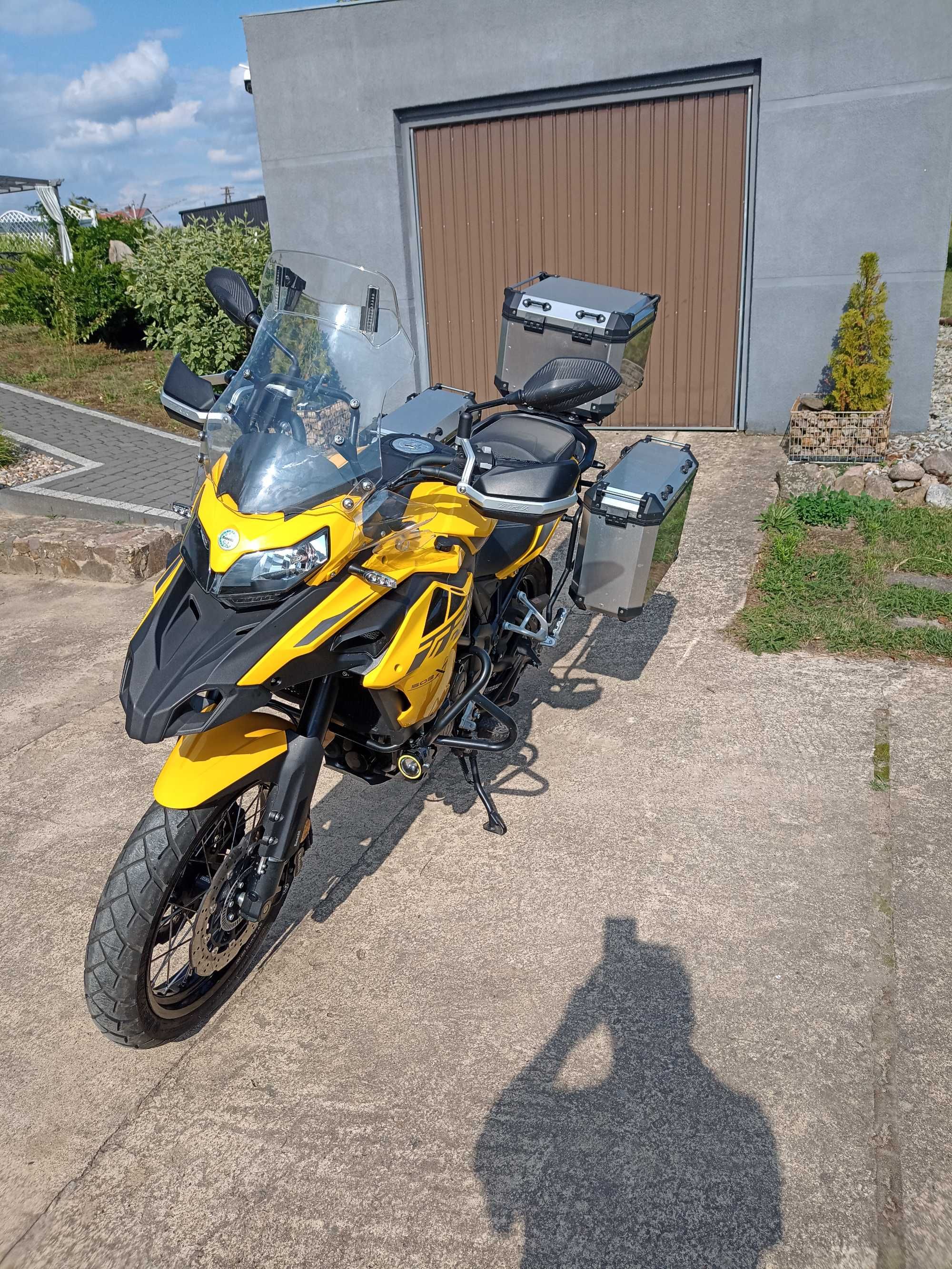 Benelli trk 502x