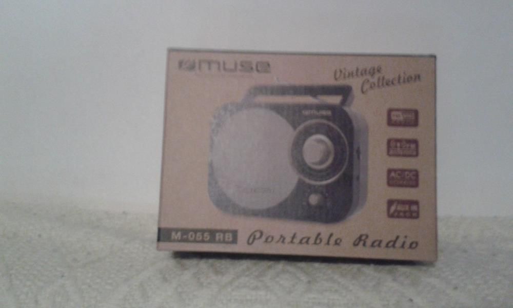 Radio przenośne " Muse M-055 RB "