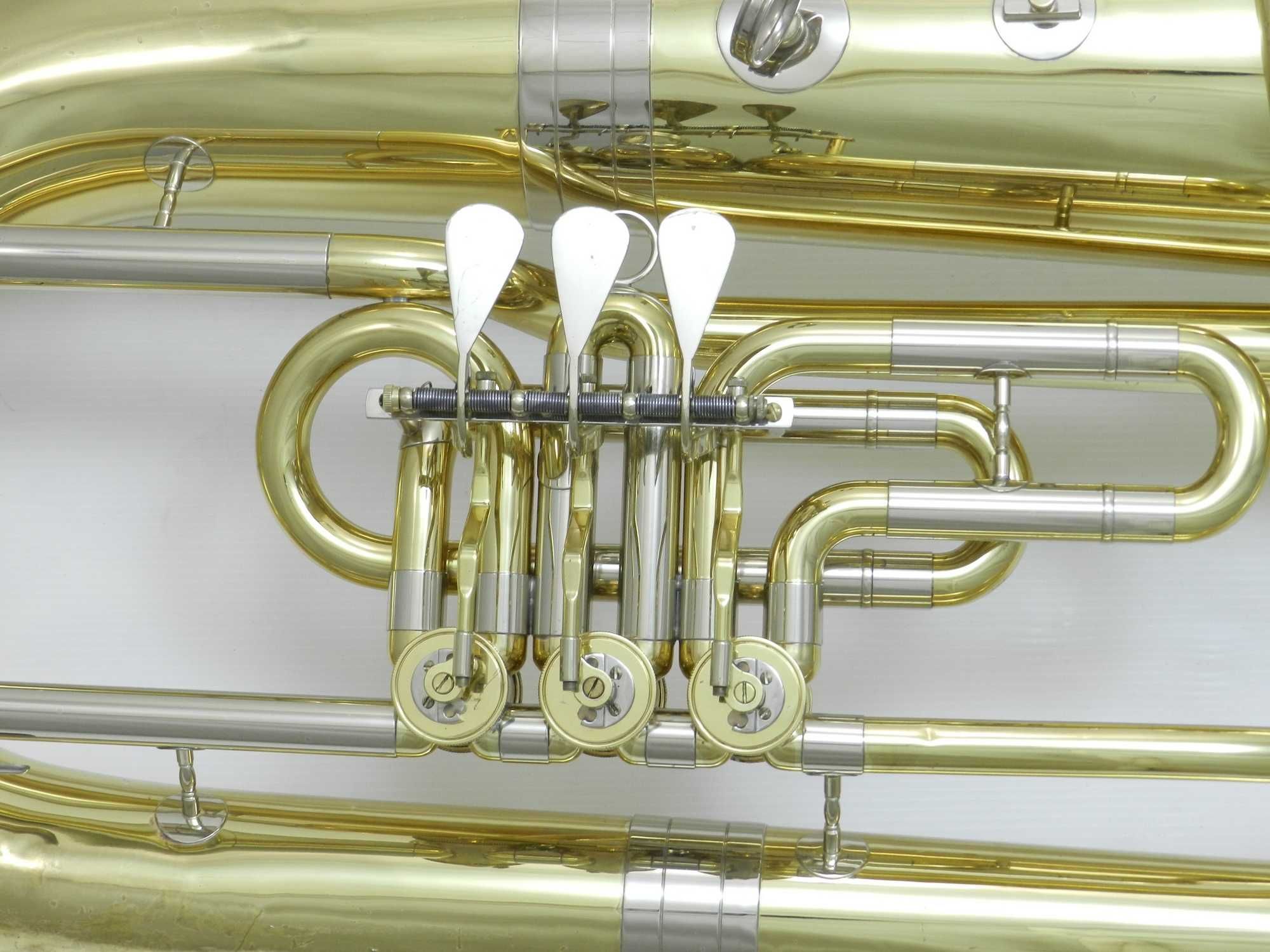 Tuba Cerveny 3 wentyle Es Po przeglądzie Lakierowana DR25-008