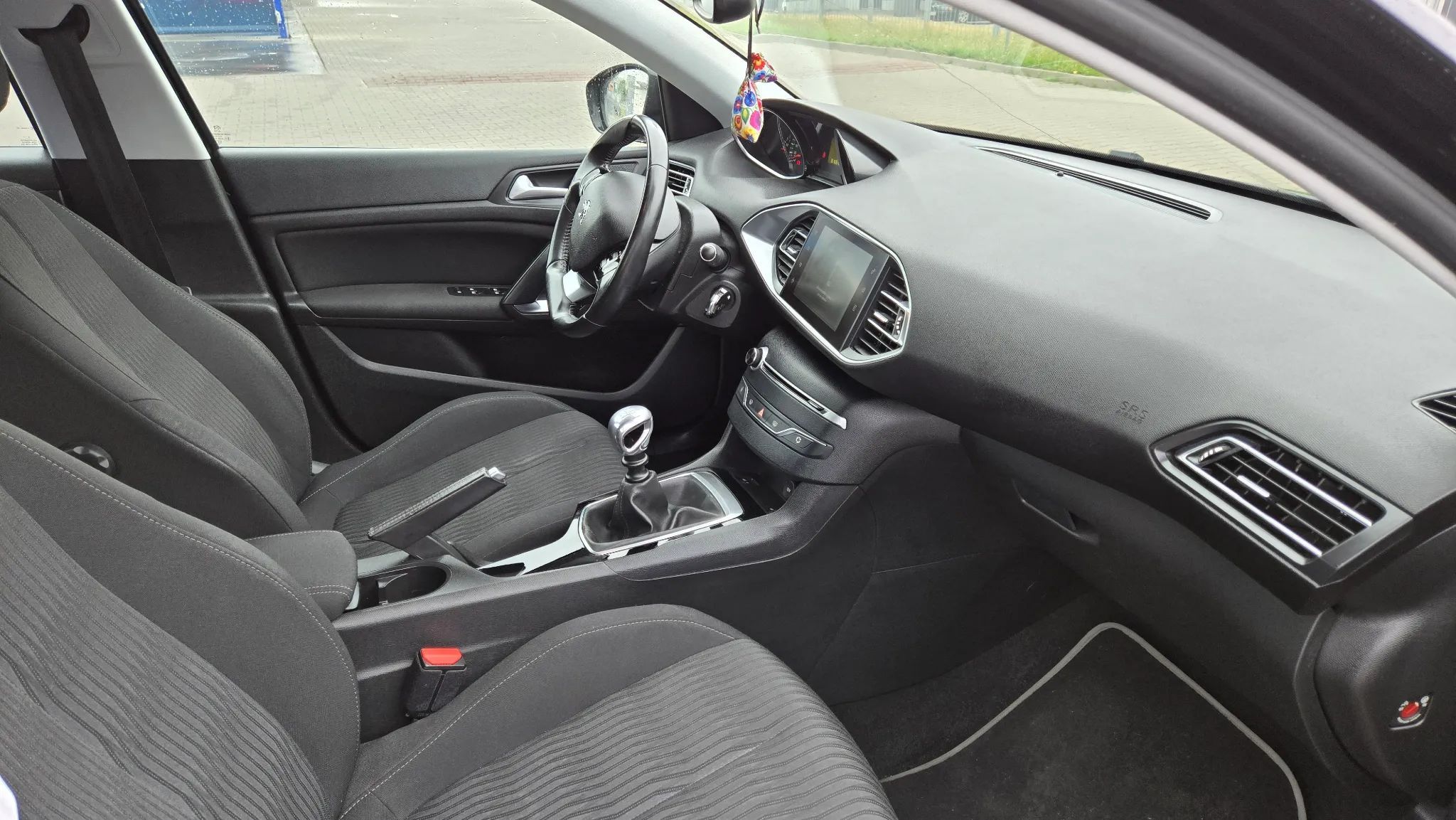 Peugeot 308 Peugeot 308 SW 1.6 BlueHDi 120 Stop & Start / 2014/2015