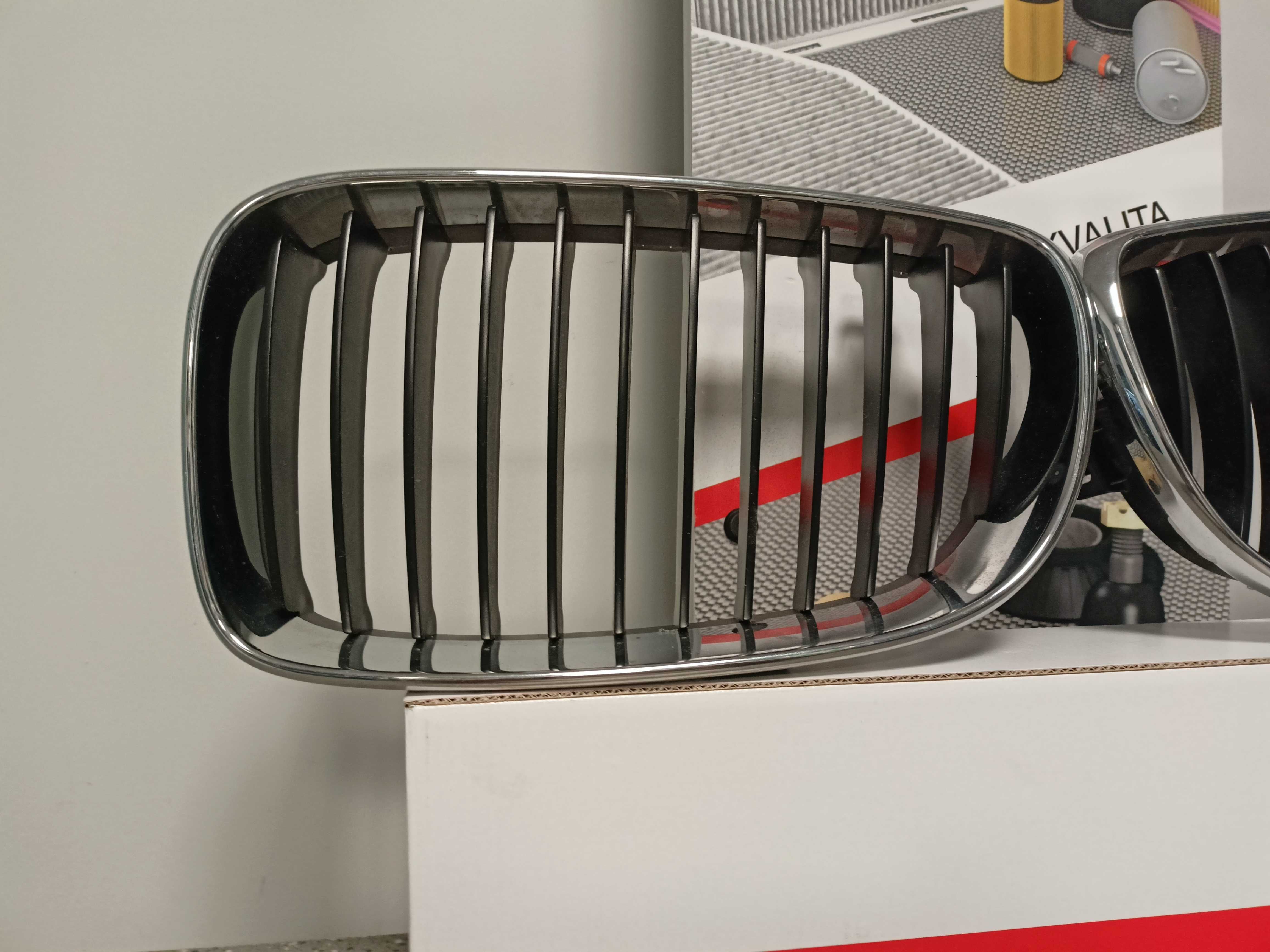 BMW 1 E81,E87,E88 Atrapa/Grill/Nerka kpl.2szt.> oryginał !!!