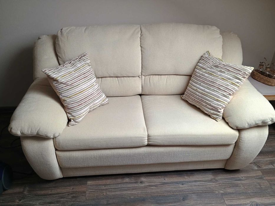 Sofa dwuosobowa z funkcją spania Firmy Wajnert