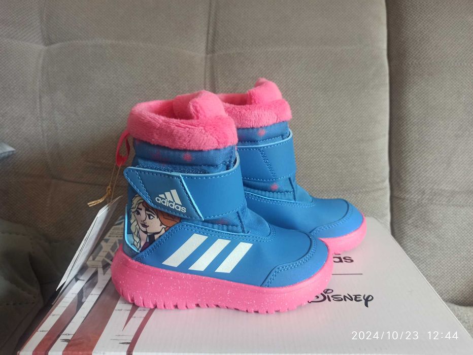 Buty na zimę Adidas Kraina lodu 25,5 Nowe