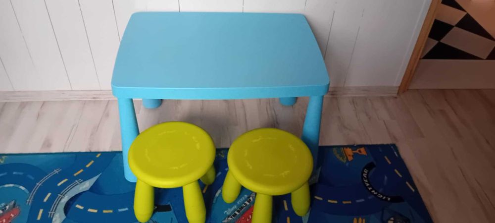 MAMUT stolik + taborety