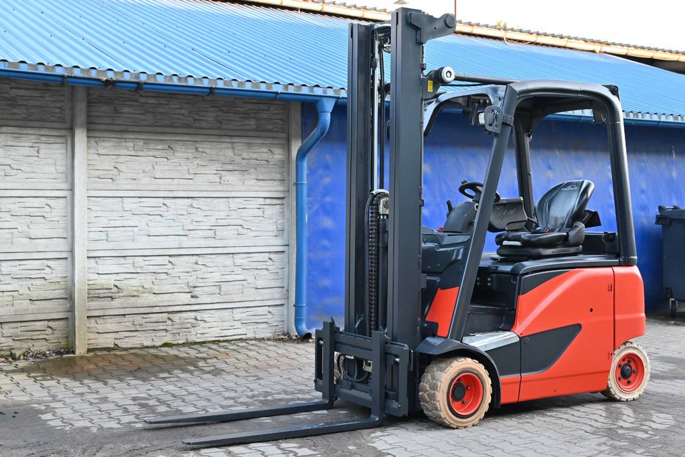 Wózek widłowy Linde E18 PH-02 Triplex 547cm 2170mth Przesuw FHP 445