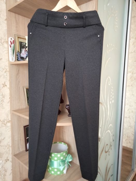 Женские  брюки  в стиле  классики