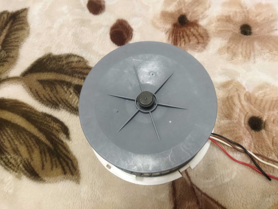 Мотор 3-х скоростой для вытяжки 145W.