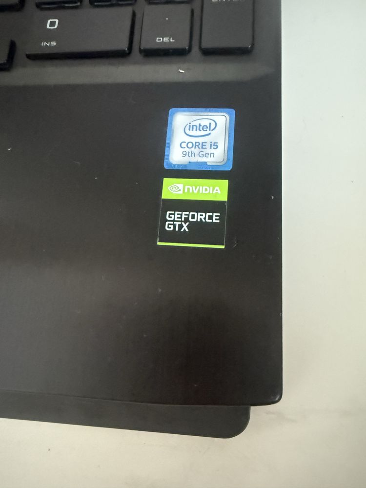 HP Omen 15-EK0026NW z procesorem i5-10300H