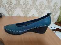 Продам женские туфли (Турция) размер 39