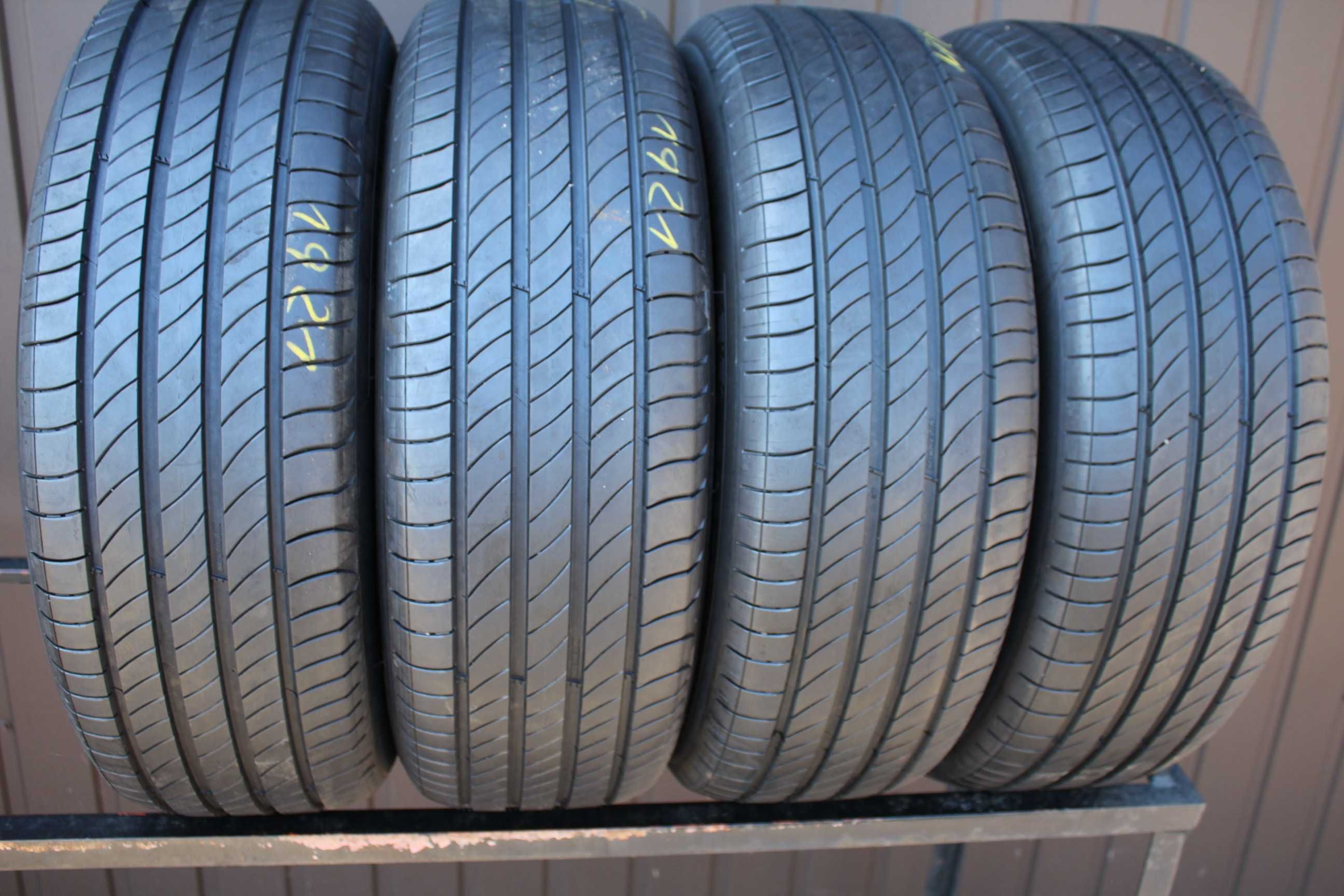 205 60 R16 Michelin Primacy 4