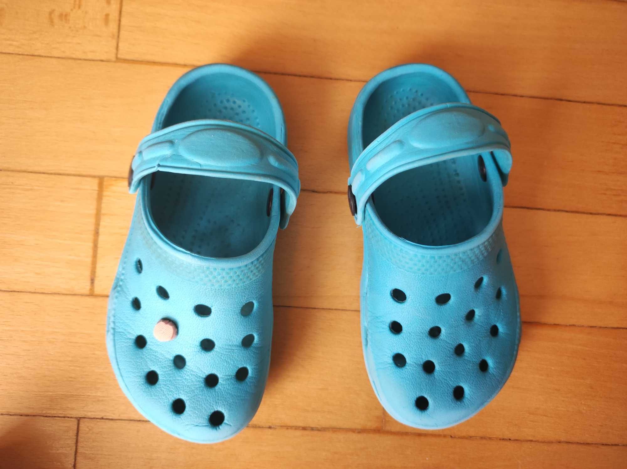 Buty crocs niebieskie nr 25