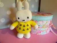 Miffy Nijntje maskotka króliczek żółty 30cm