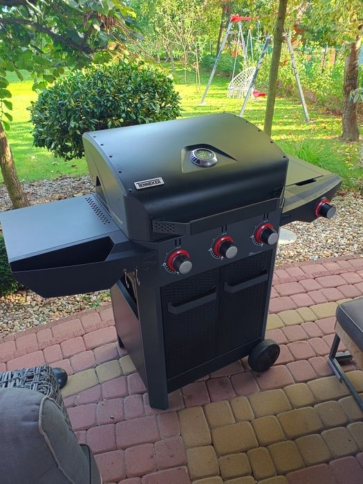Grill gazowy TENNEKER Carbon 3palniki +palnik boczny, żeliwny