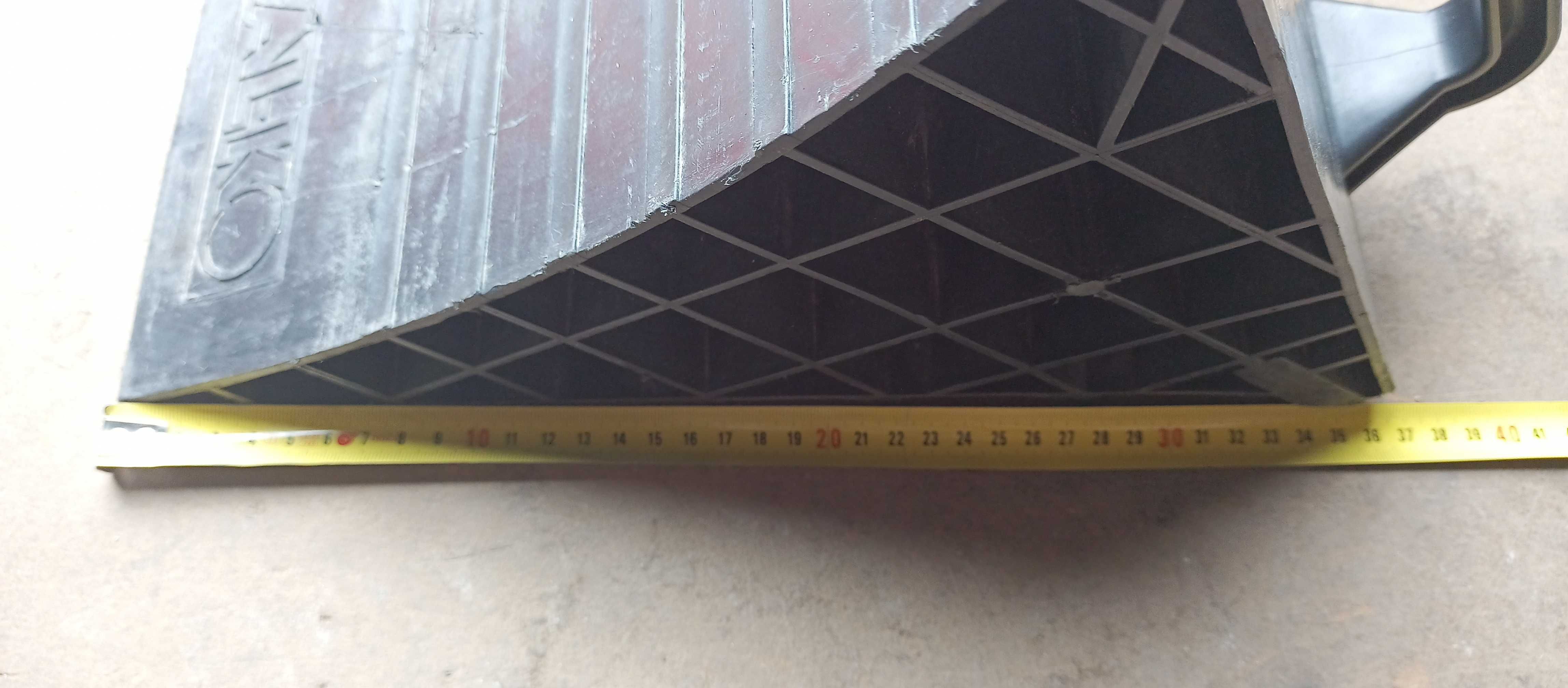 Calços, trava rodas para o seu automóvel