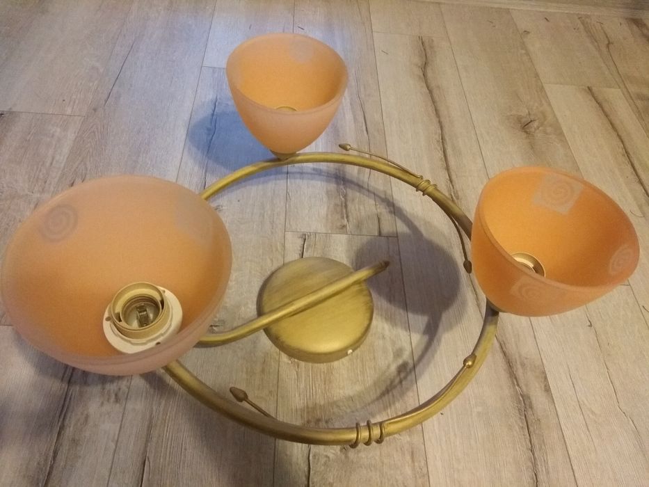 Plafon trzyramienny