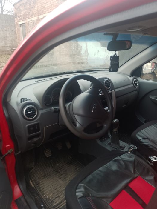 Продам авто в хорошем робочому стані всі питання по телефону