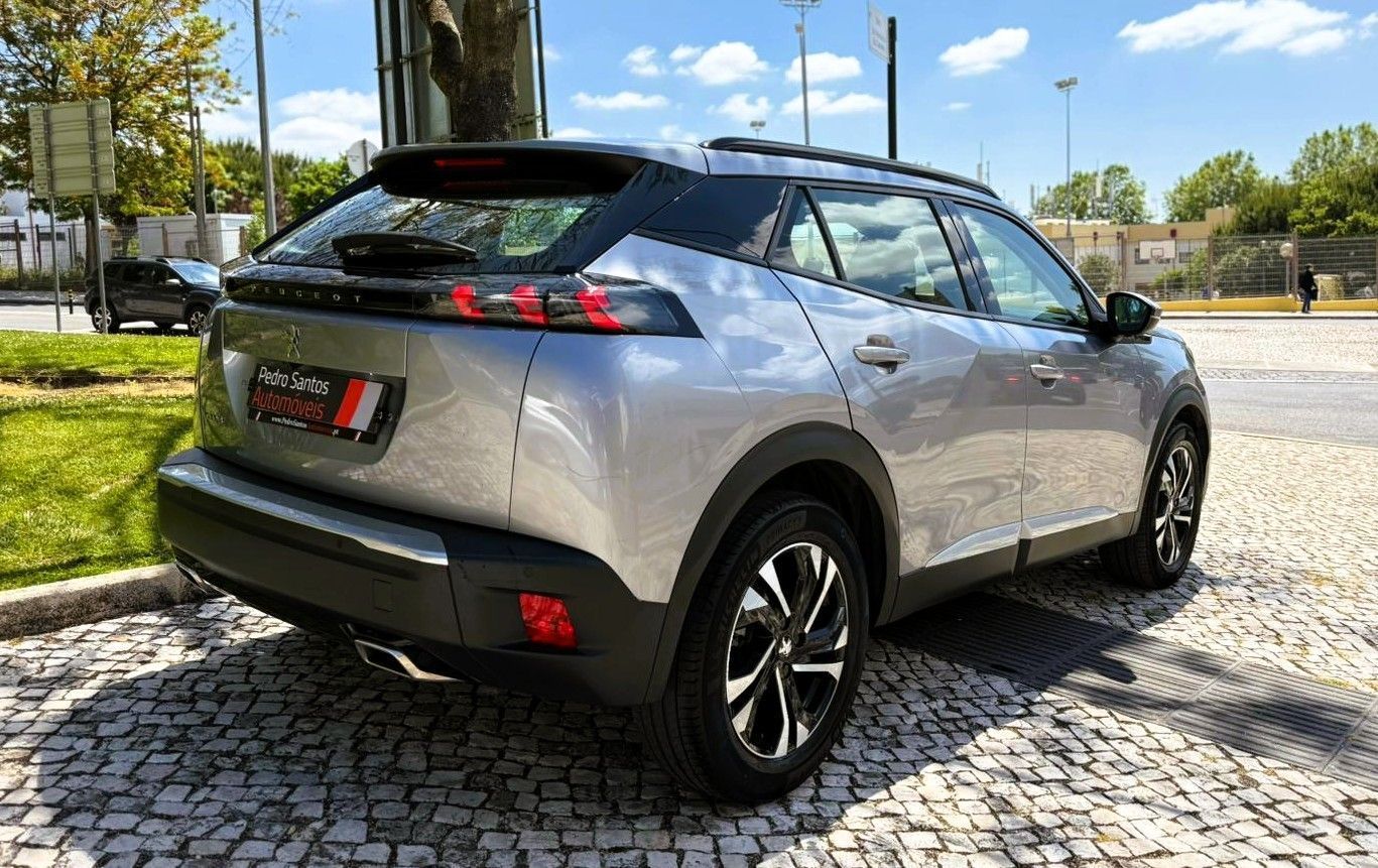 Peugeot 2008 1.2 PureTech Allure EAT8