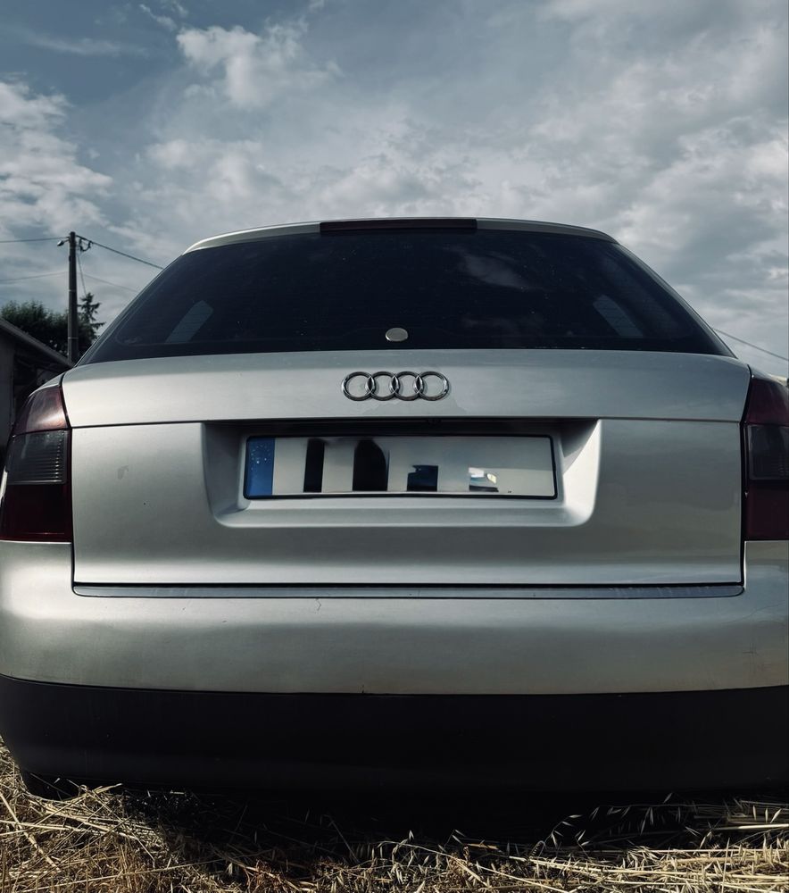 Audi A4 B6 1.9 130