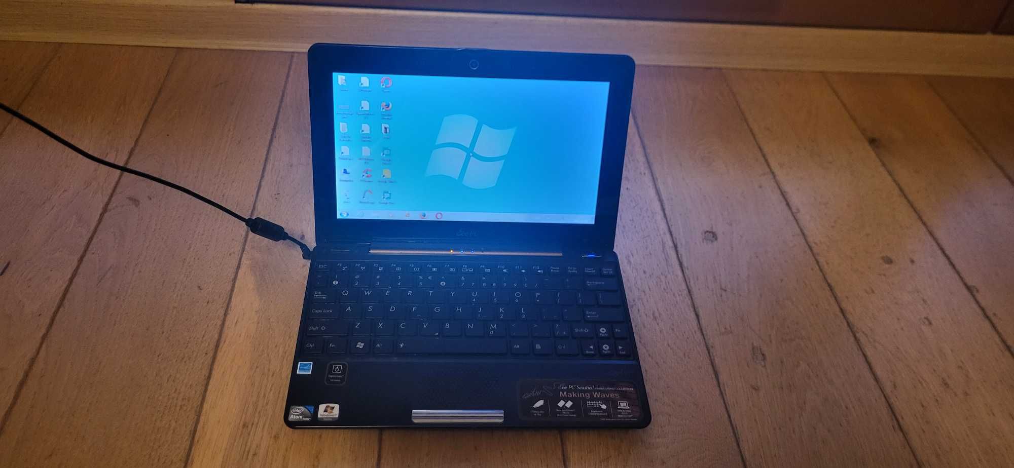 Asus Eee PC 1008P Seashell Karim Rashid Collection mały i lekki