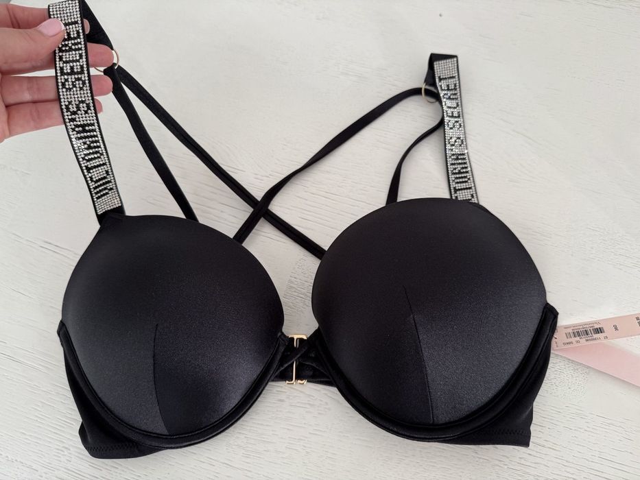 Бюст Victoria Secret 36D зі стразами купальник