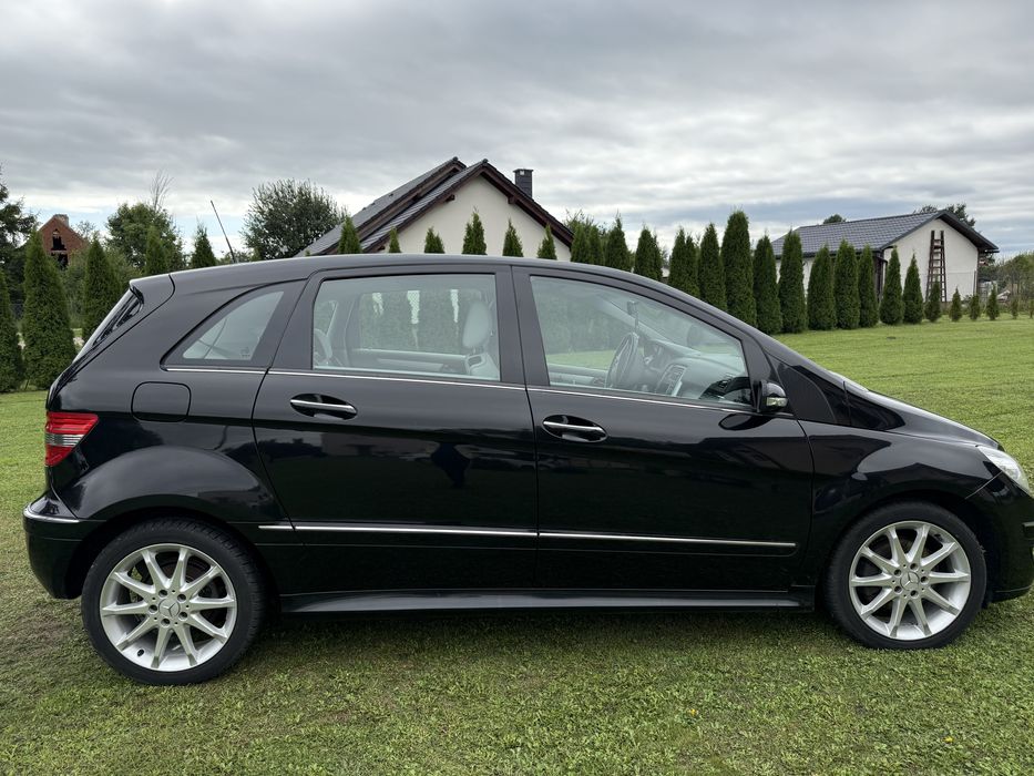 Mercedes benz B 200
