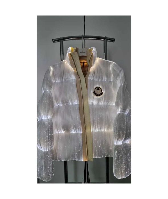moncler maya 70 by palm angels jacket bright white світиться у темряві
