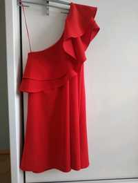 Sukienka czerwona z falbanką