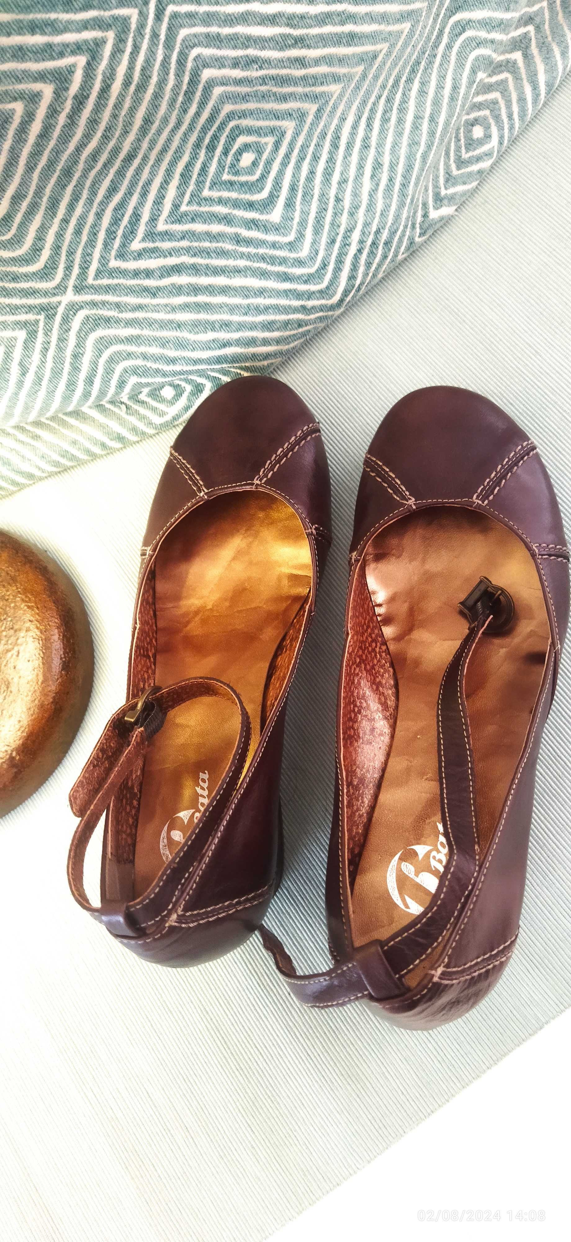 Sapatos Bata novos, número 37