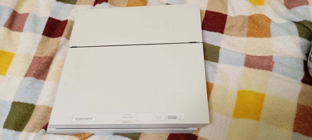 Продам PS 4 fat на 408 gb