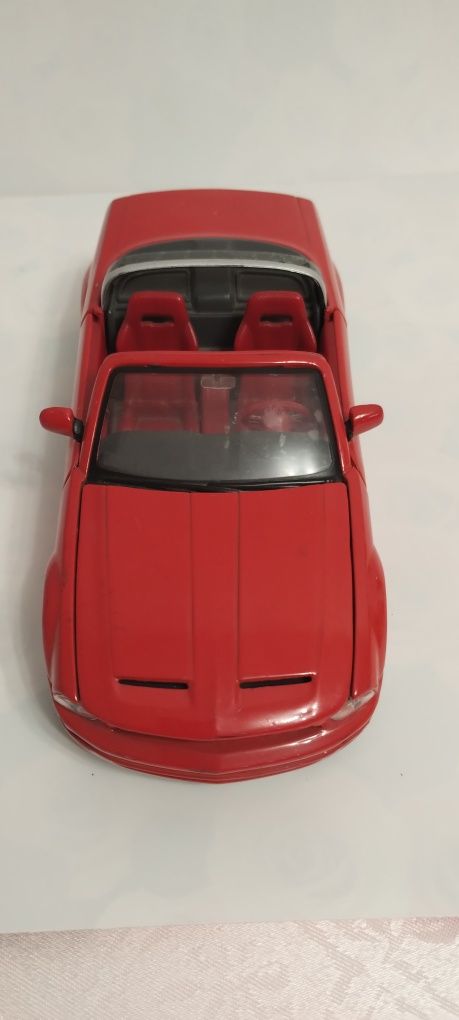 Maisto Ford Mustang concept w skali 1/24