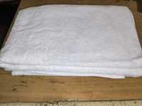 Продам белые полотенца