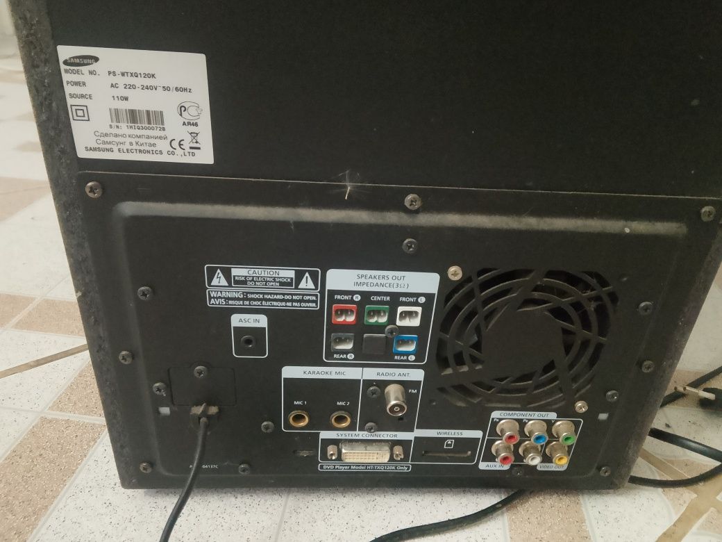Продам Домашній кінотеатр Samsung HT-TXQ 120