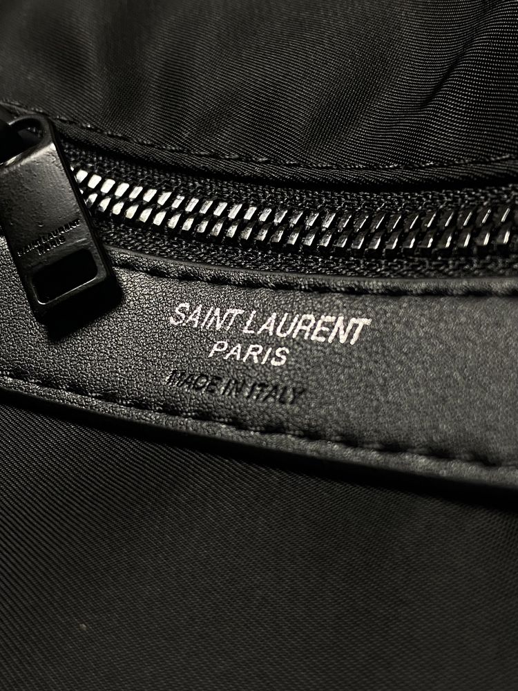 SAINT LAURENT IN Econyl Messenger Niki Balck