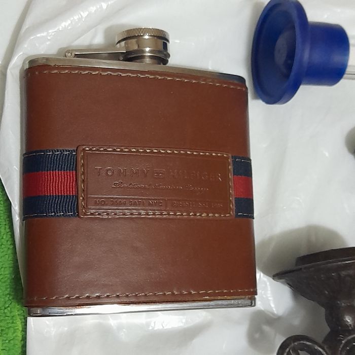 Продам пепельницу сувенир.