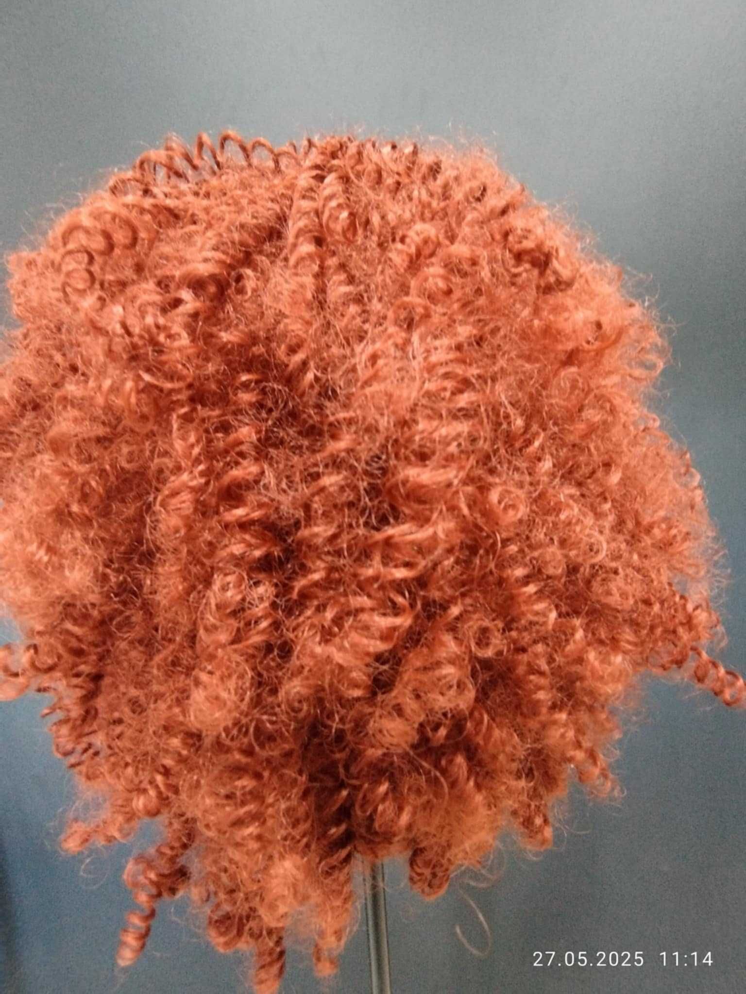 Peruka Prosmeer. Włosy półdługie kręcone - Afro Loki