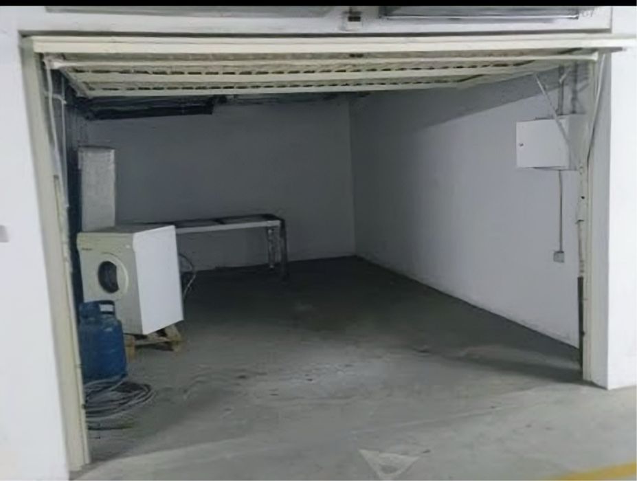 Alugo Garagem fechada Viana Castelo
