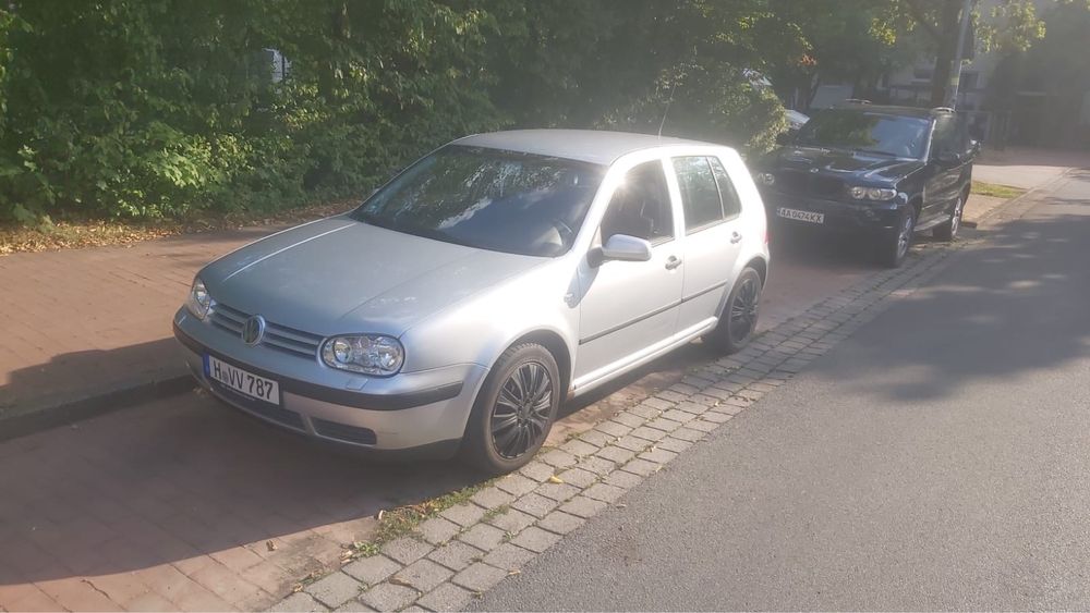 Volkswagen Golf 4 (2001) автомат