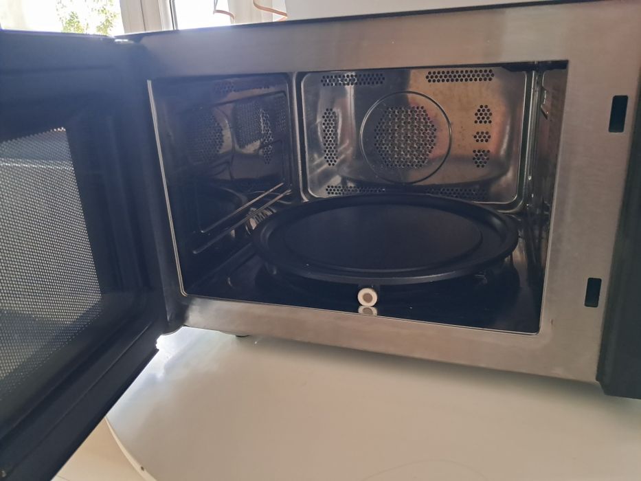 Mikrofalówka Ambiano 2300 W.