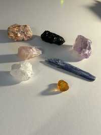 Kamienie/minerały zestaw siedem sztuk