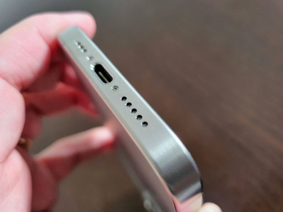 iPhone 15 Pro 256GB Titânio — Impecável, Garantia até 2027
