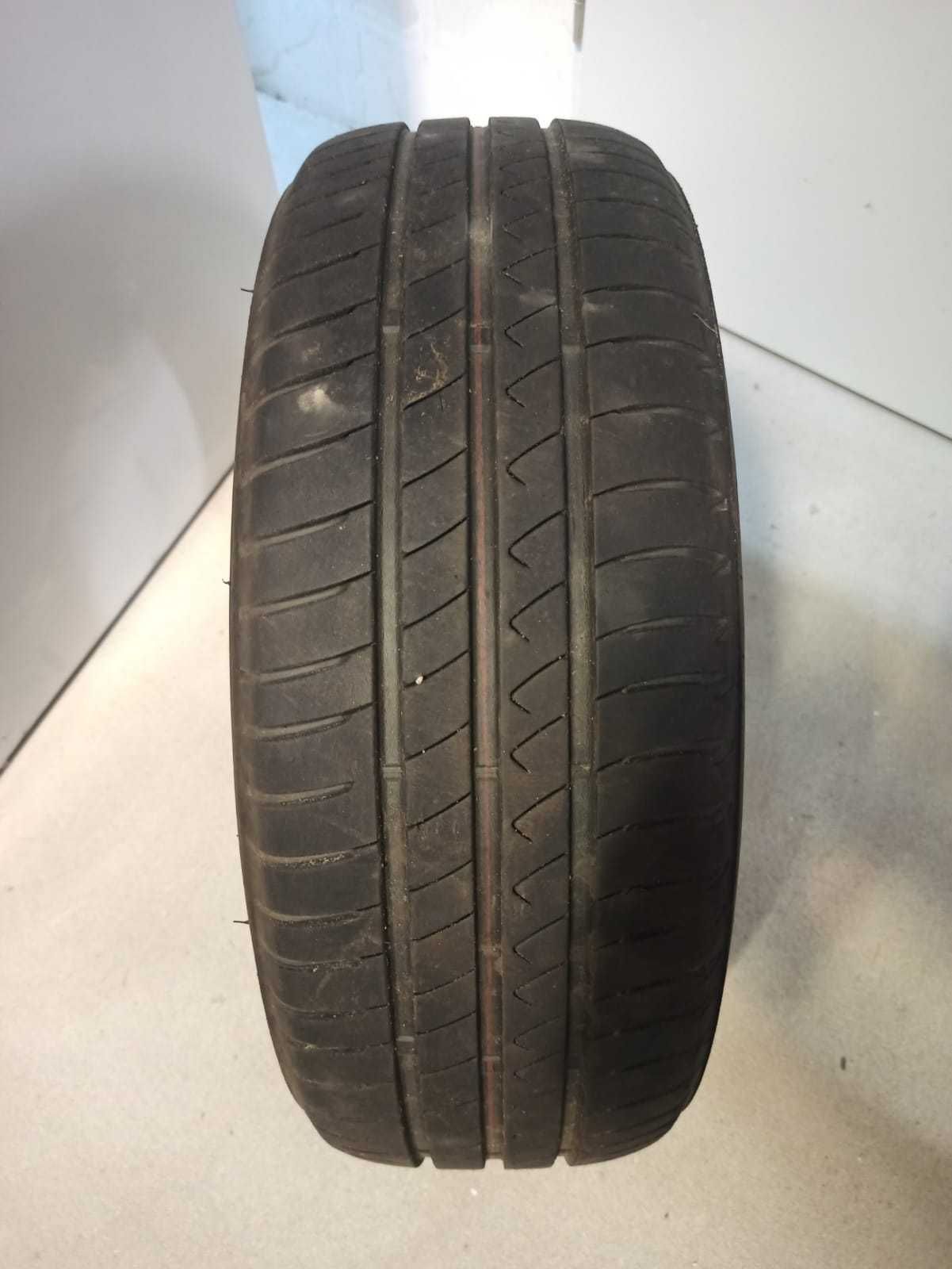 Opona letnia Dayton Touring2 195/60 R15