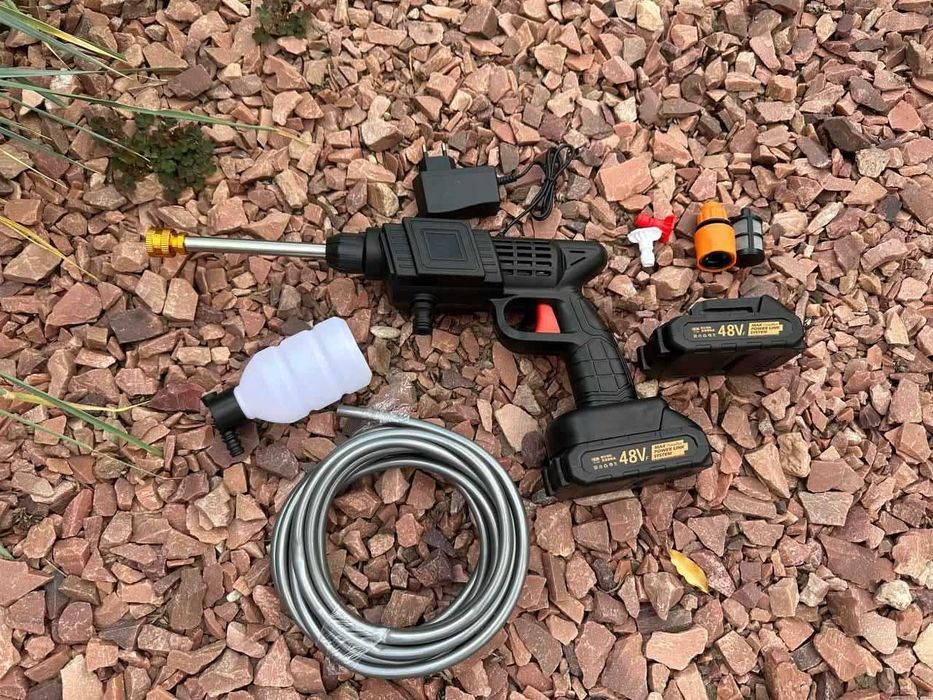 Мини мойка для машины аккумуляторная беспроводная высокого давления