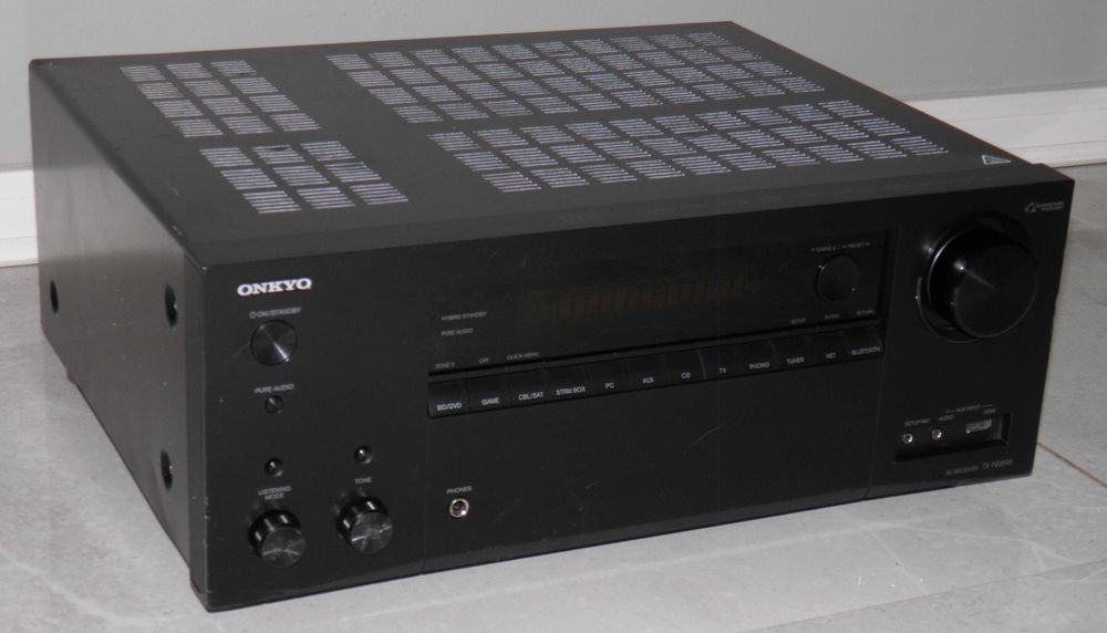 Onkyo TX-NR696 Amplituner Kina Domowego 7.2 Wifi Bluetooth Spotify 4K