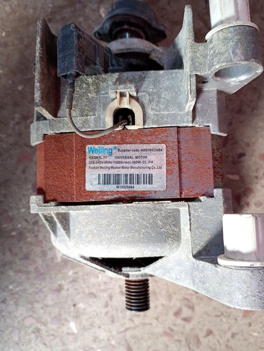 Двигатель на стиральную машину