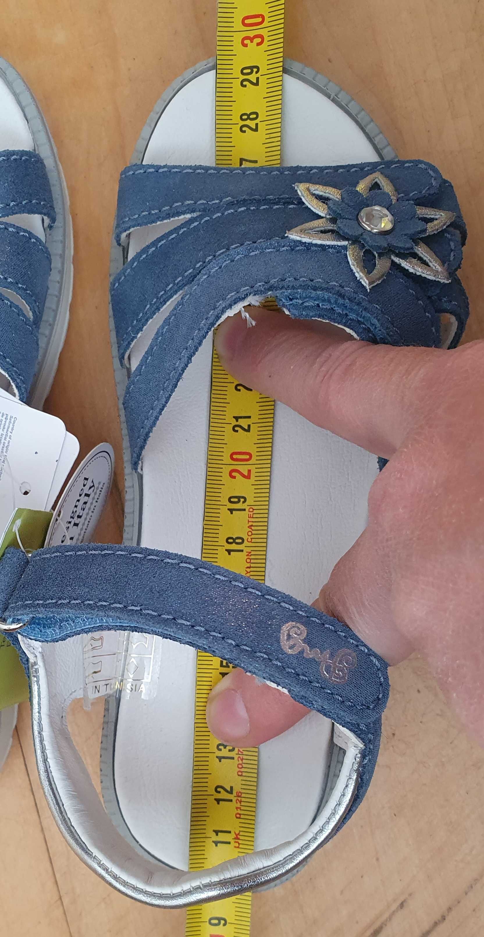 Nowe skórzane sandałki dla dziewczynki r. 29 30 Primigi wkł. 19,2 cm